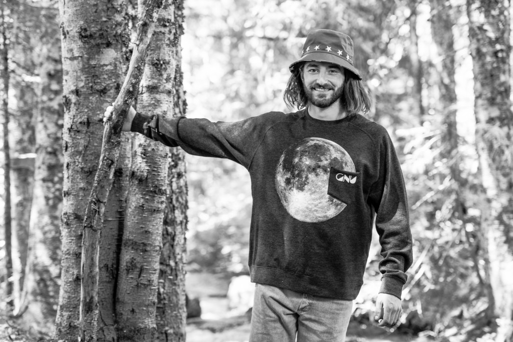 126335e9-9a3a-4628-96d7-235bac952f24